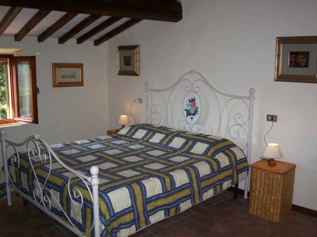 Podere Il Caggio Rooms San Gimignano Habitación foto